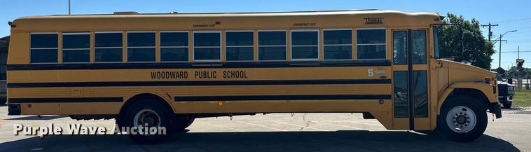image for item EQ4864 2000 Freightliner FS65 school bus