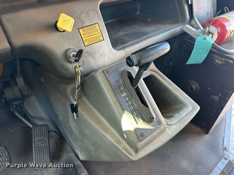 image for item EQ4864 2000 Freightliner FS65 school bus