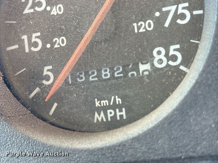 image for item EQ4864 2000 Freightliner FS65 school bus