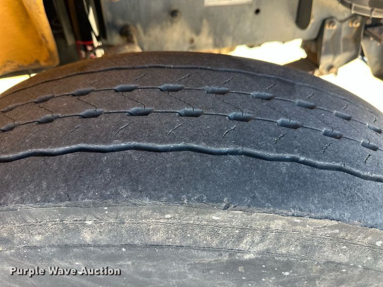 image for item EQ4864 2000 Freightliner FS65 school bus