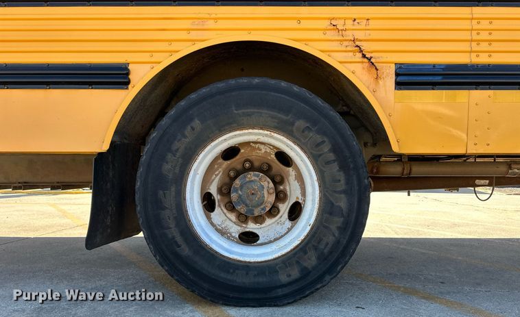 image for item EQ4864 2000 Freightliner FS65 school bus