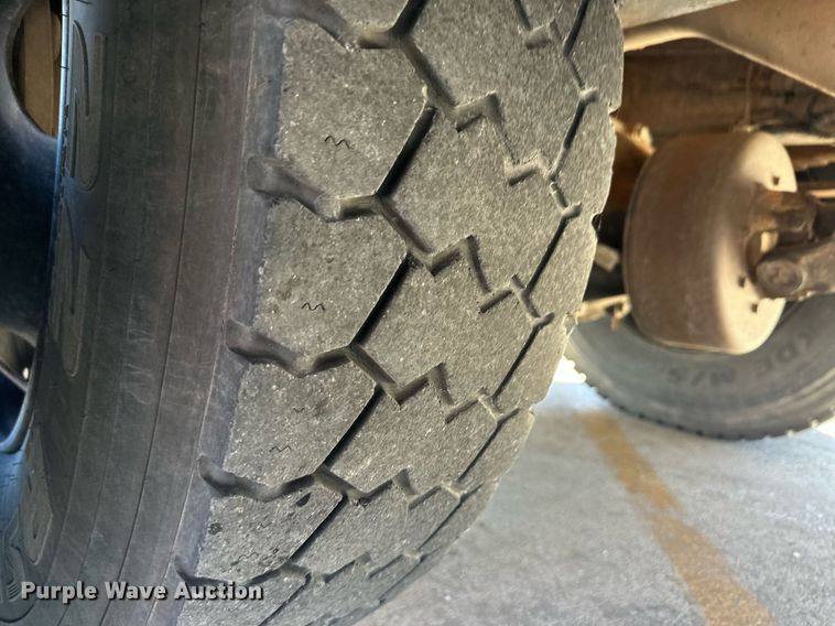 image for item EQ4865 2009 Thomas Built 340T school bus