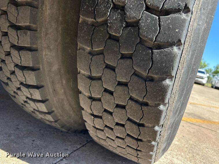 image for item EQ4865 2009 Thomas Built 340T school bus