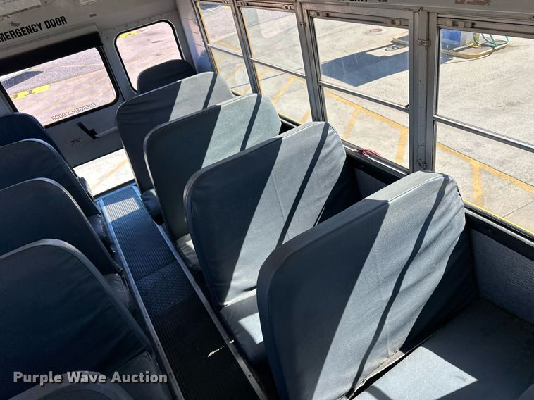 image for item EQ4866 2000 Freightliner FS65 school bus