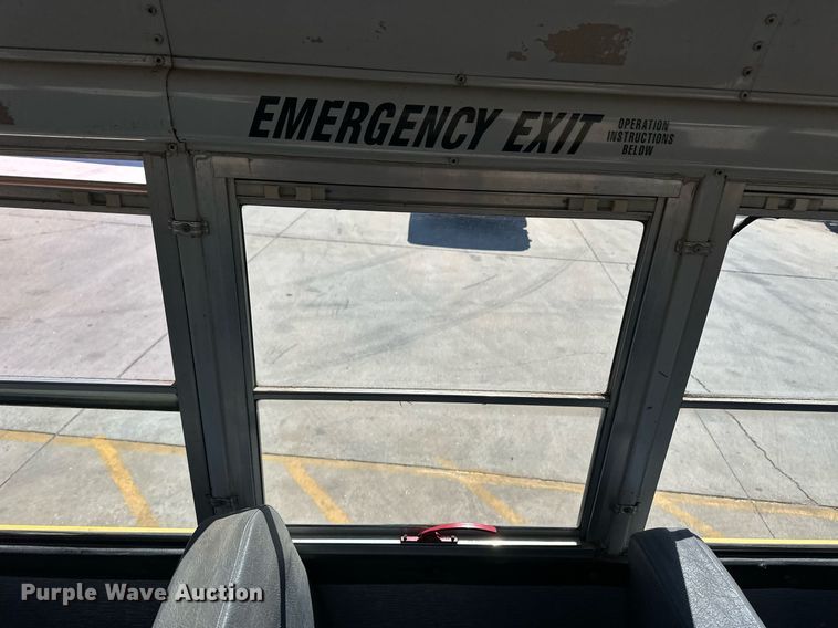 image for item EQ4866 2000 Freightliner FS65 school bus