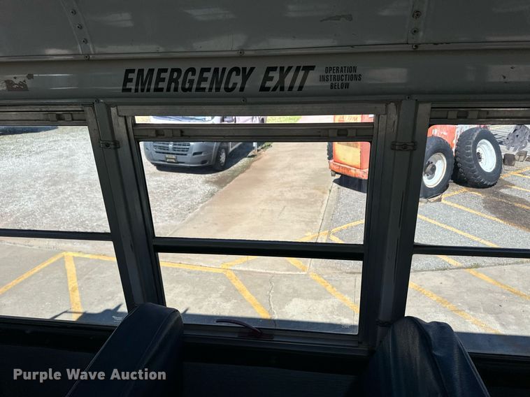 image for item EQ4866 2000 Freightliner FS65 school bus