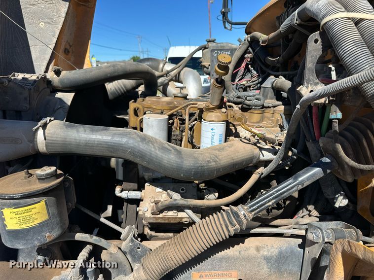 image for item EQ4866 2000 Freightliner FS65 school bus