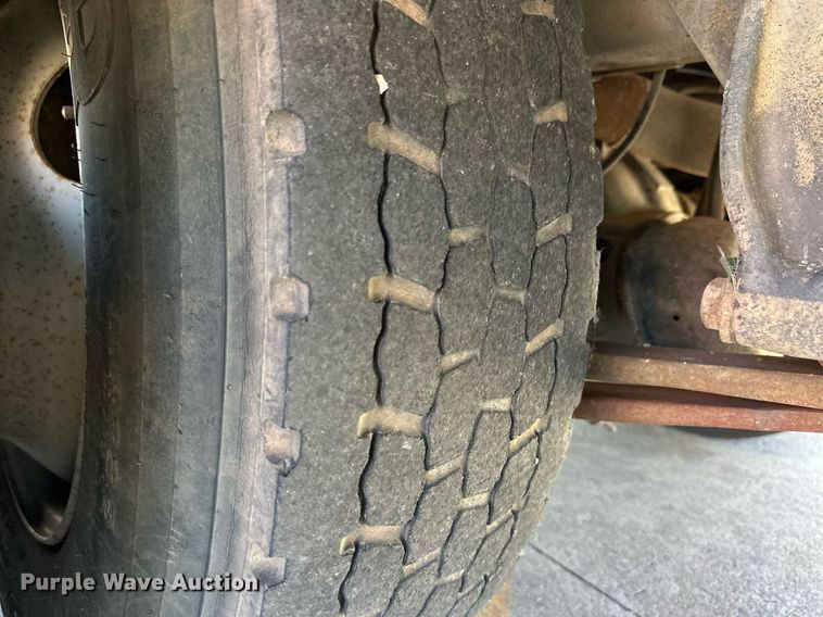 image for item EQ4866 2000 Freightliner FS65 school bus