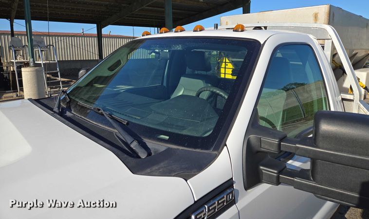 image for item EQ6553 2014 Ford F550 XL Super Duty dump flatbed truck