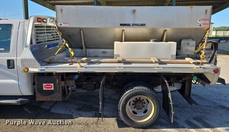 image for item EQ6553 2014 Ford F550 XL Super Duty dump flatbed truck