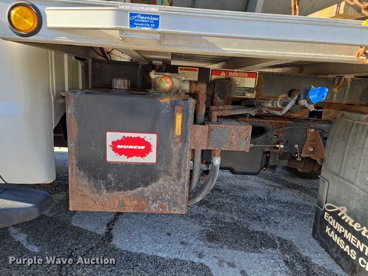 image for item EQ6553 2014 Ford F550 XL Super Duty dump flatbed truck