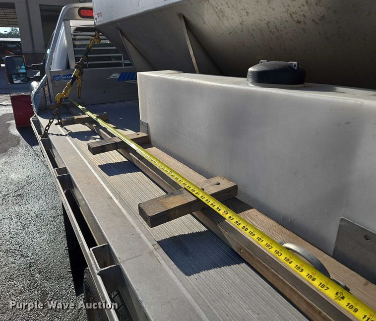 image for item EQ6553 2014 Ford F550 XL Super Duty dump flatbed truck