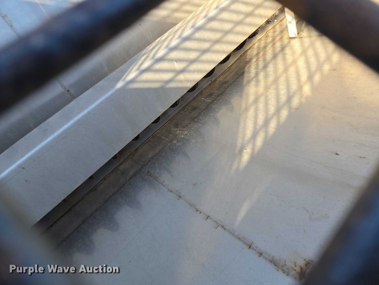 image for item EQ6553 2014 Ford F550 XL Super Duty dump flatbed truck