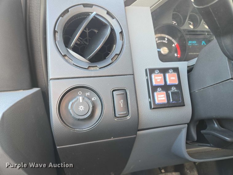 image for item EQ6553 2014 Ford F550 XL Super Duty dump flatbed truck