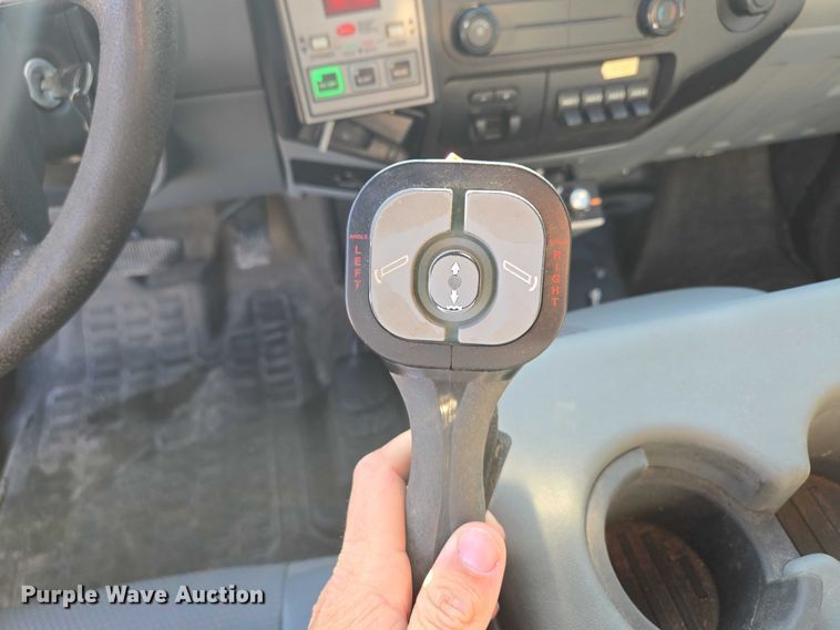 image for item EQ6553 2014 Ford F550 XL Super Duty dump flatbed truck