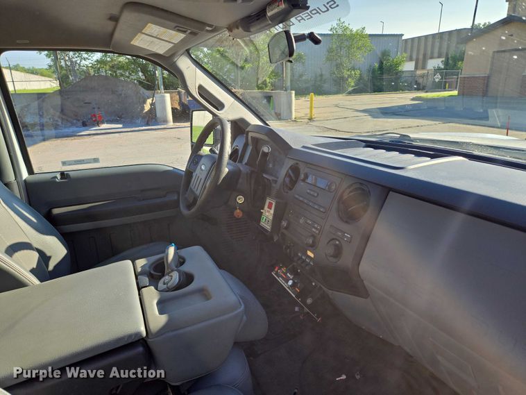 image for item EQ6553 2014 Ford F550 XL Super Duty dump flatbed truck