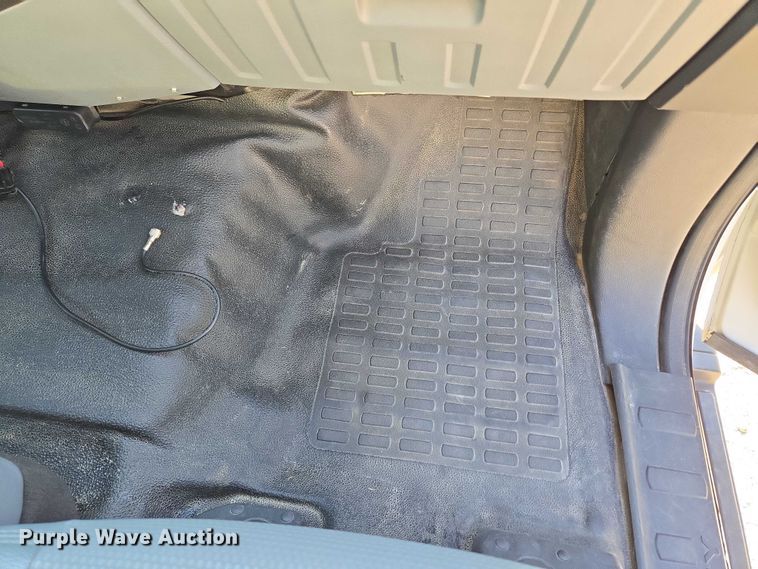 image for item EQ6553 2014 Ford F550 XL Super Duty dump flatbed truck