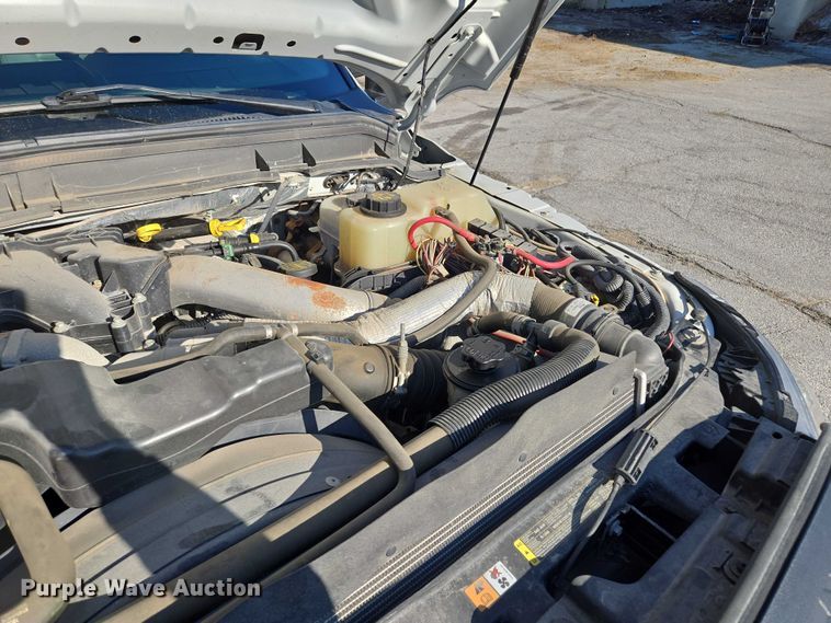 image for item EQ6553 2014 Ford F550 XL Super Duty dump flatbed truck