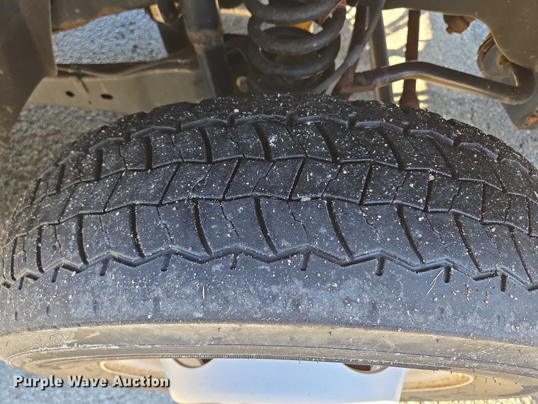 image for item EQ6553 2014 Ford F550 XL Super Duty dump flatbed truck