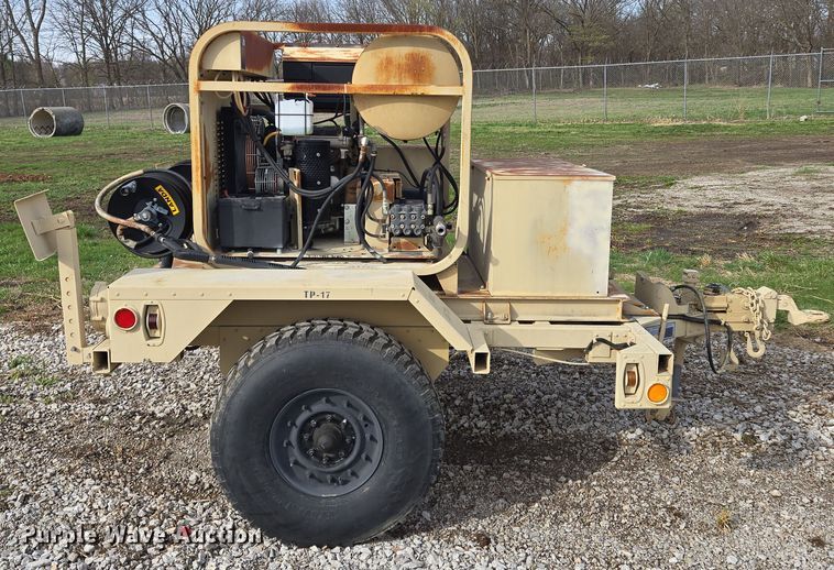 image for item EQ6955 2007 Silver Eagle Landa SDHW 6-3500 pressure washer 