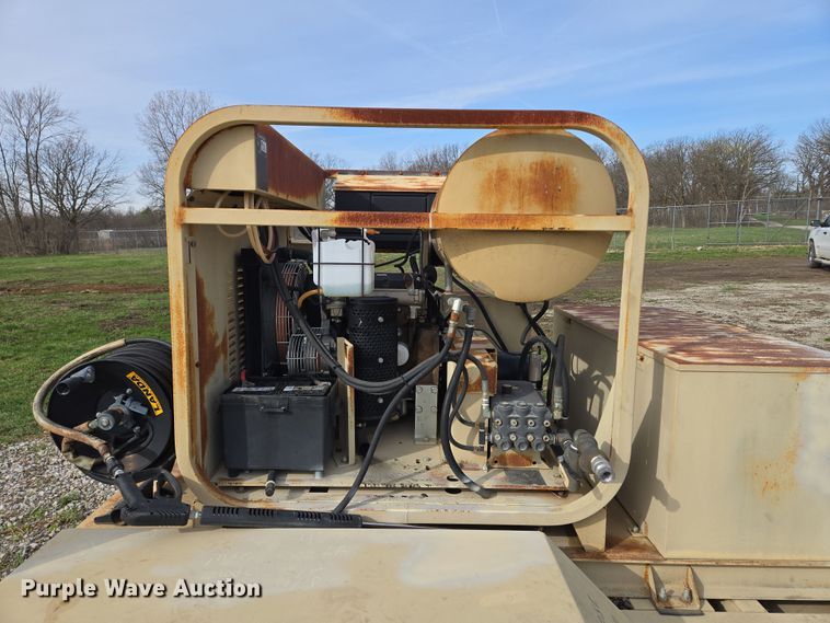 image for item EQ6955 2007 Silver Eagle Landa SDHW 6-3500 pressure washer 