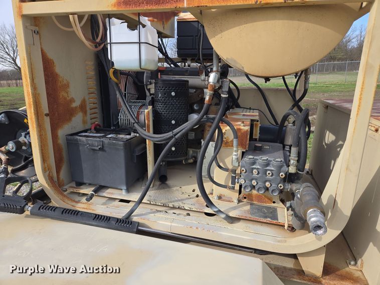 image for item EQ6955 2007 Silver Eagle Landa SDHW 6-3500 pressure washer 