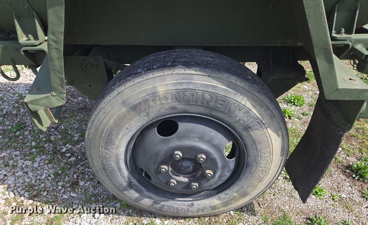 image for item EQ6965 1979 Southwest tank trailer