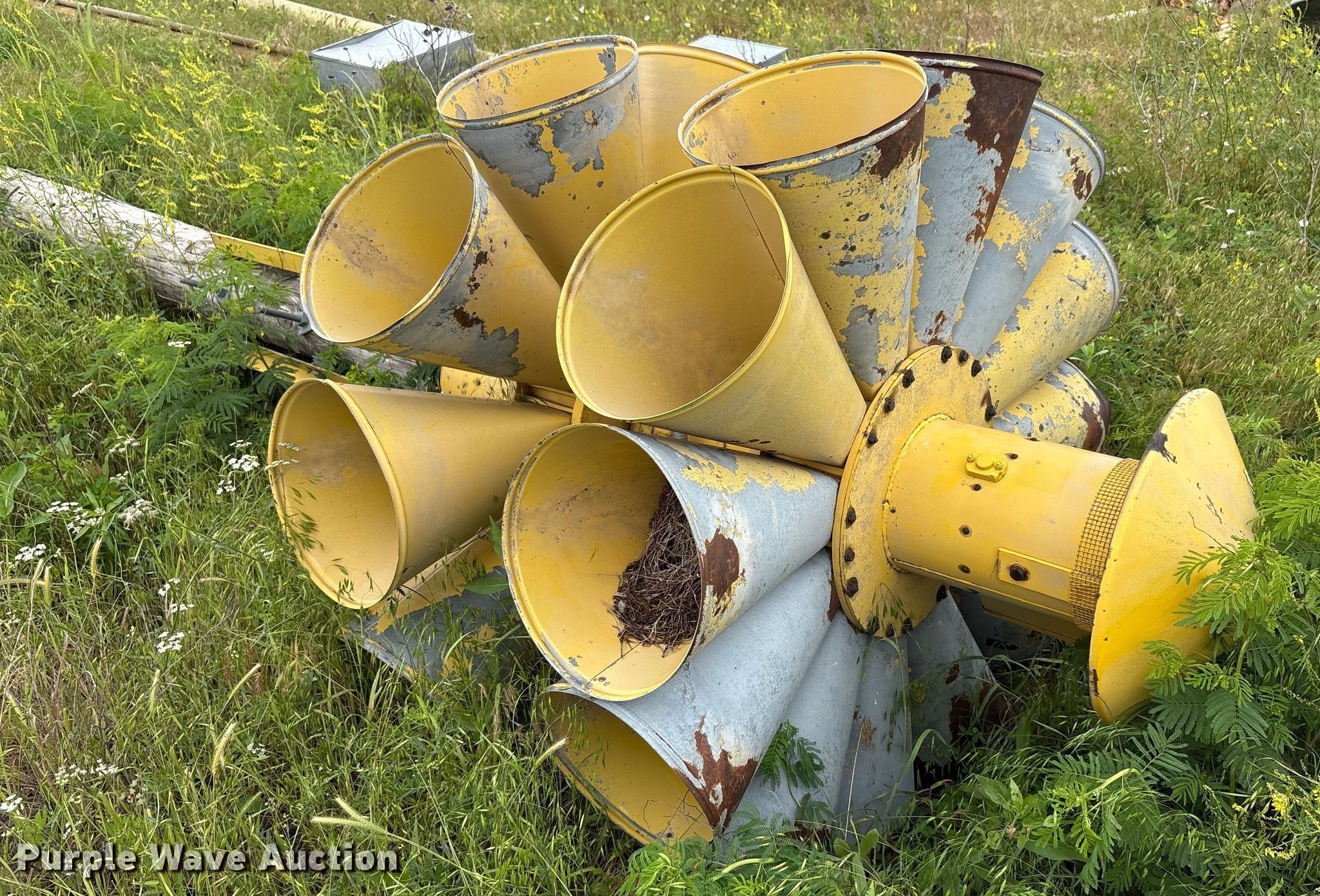 Federal Sign & Signal Corp 2T-22 K72 tornado siren in