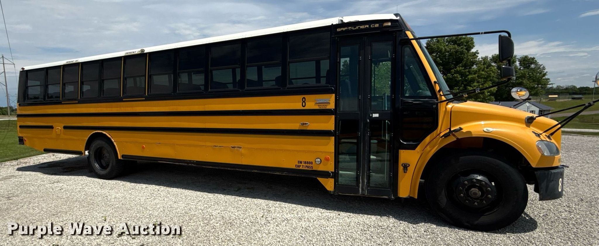 2010 Thomas Sad-T-Liner C2 school bus in Easton, KS | Item