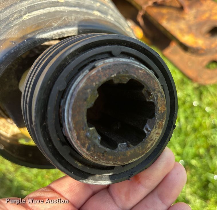 image for item DM1901 2009 Vermeer 604SM round baler