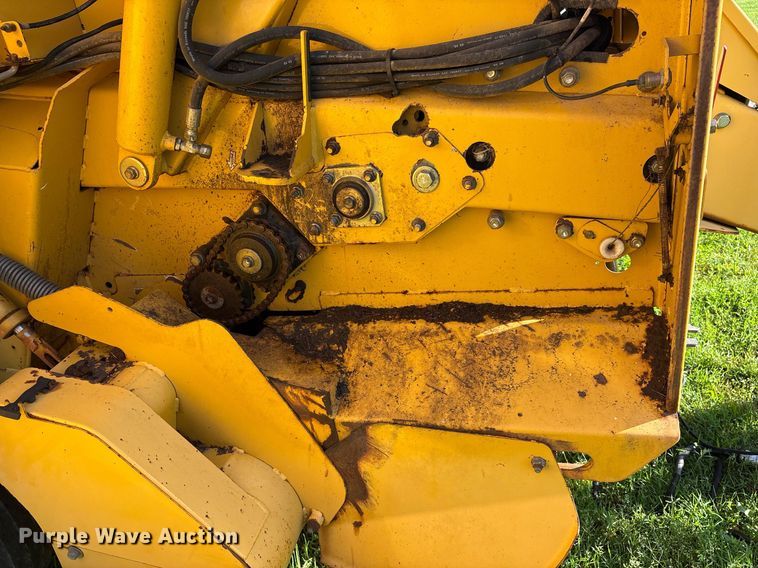 image for item DM1901 2009 Vermeer 604SM round baler