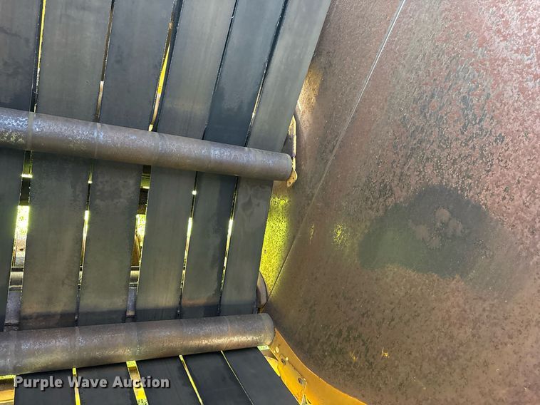 image for item DM1901 2009 Vermeer 604SM round baler