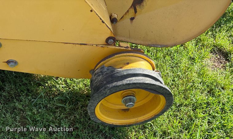 image for item DM1901 2009 Vermeer 604SM round baler
