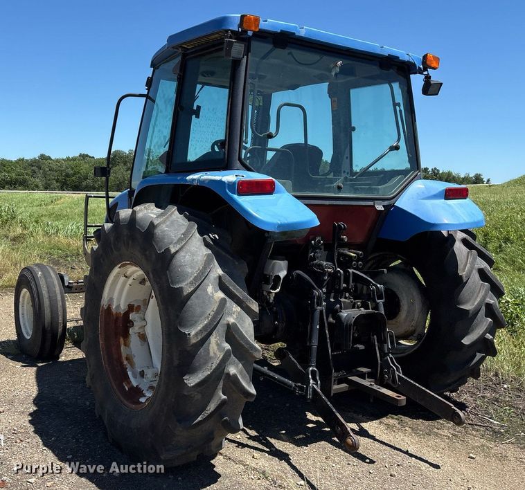 image for item DM1904 2007 New Holland TL80A tractor