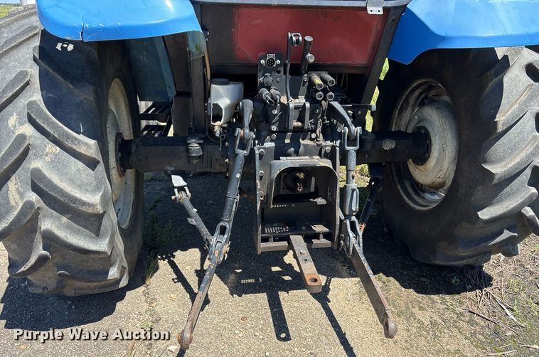 image for item DM1904 2007 New Holland TL80A tractor