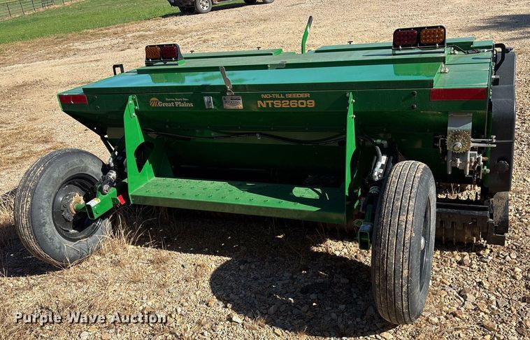 image for item DM1907 2020 Great Plains NTS2609 no-till seeder