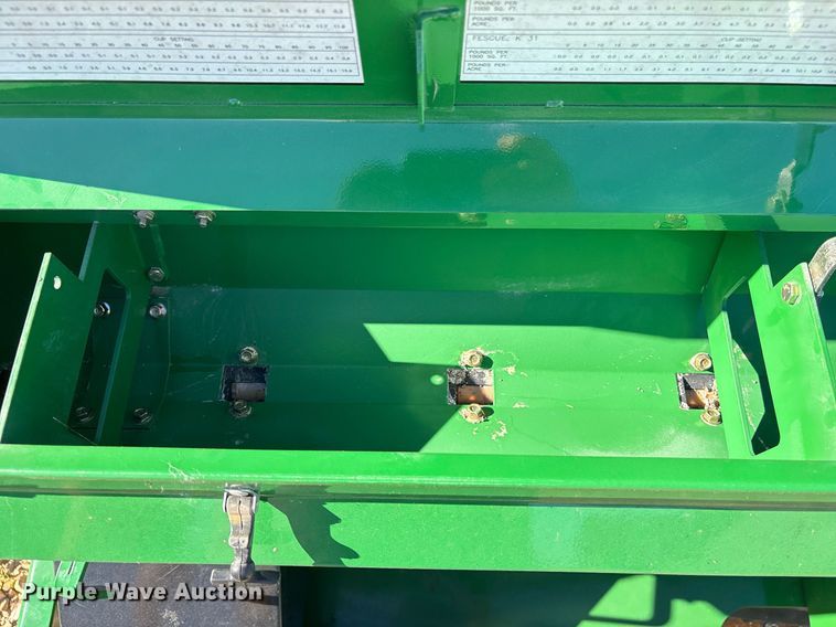 image for item DM1907 2020 Great Plains NTS2609 no-till seeder