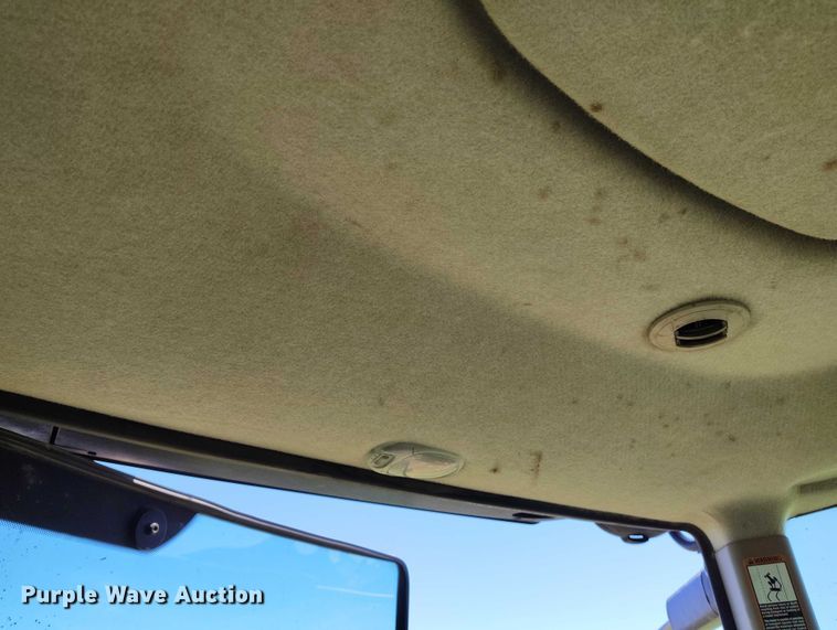 image for item DP4956 2011 John Deere 8360R MFWD tractor