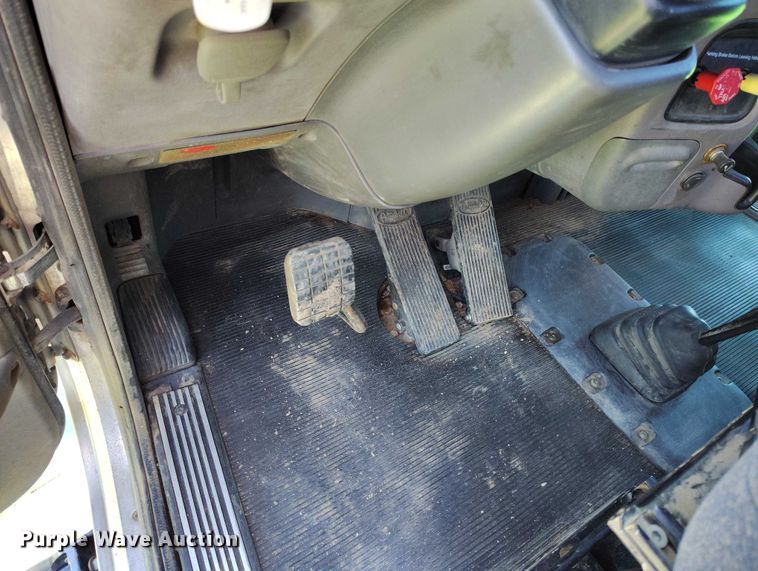 image for item DP4958 2010 Peterbilt  367 semi truck