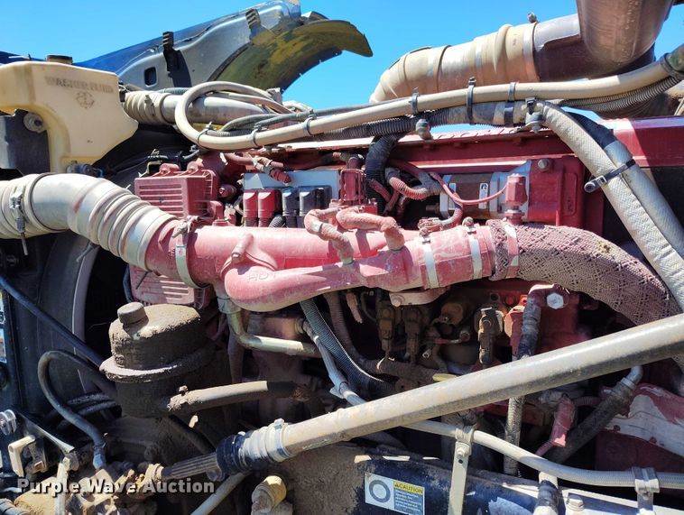 image for item DP4958 2010 Peterbilt  367 semi truck