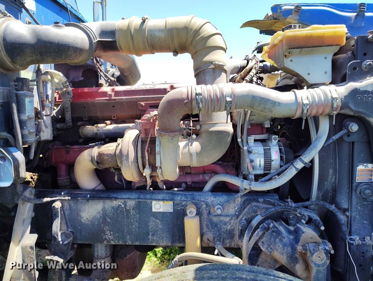 image for item DP4958 2010 Peterbilt  367 semi truck