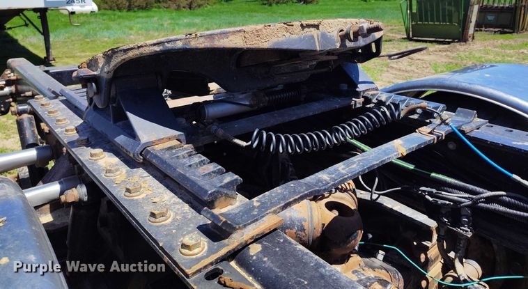 image for item DP4958 2010 Peterbilt  367 semi truck