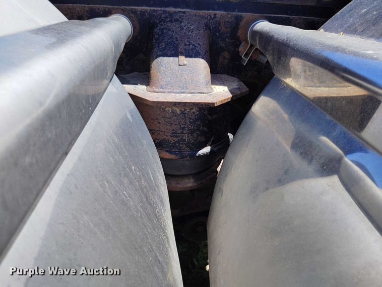 image for item DP4958 2010 Peterbilt  367 semi truck