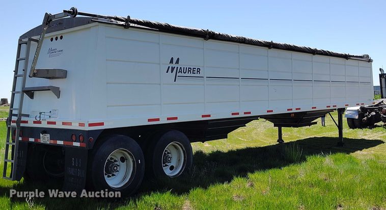 image for item DP4959 2012 Maurer grain trailer