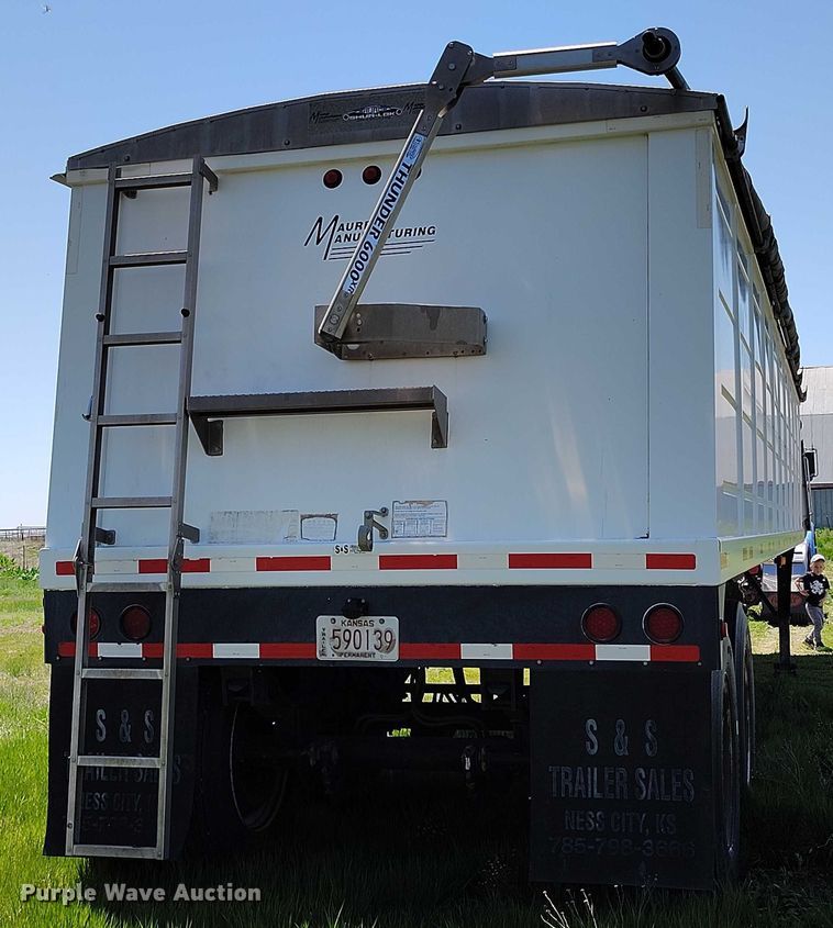 image for item DP4959 2012 Maurer grain trailer