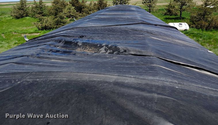 image for item DP4959 2012 Maurer grain trailer