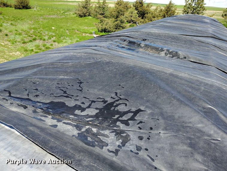 image for item DP4959 2012 Maurer grain trailer