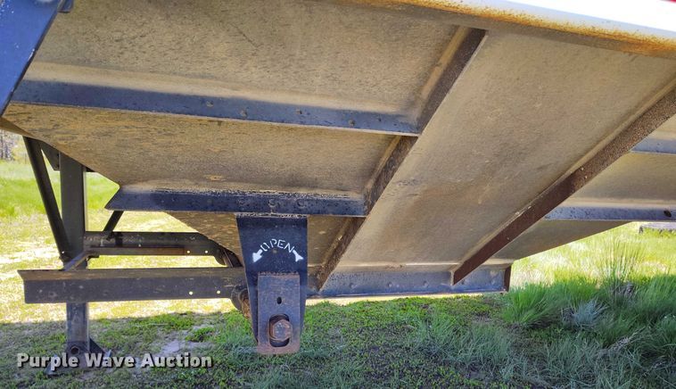 image for item DP4959 2012 Maurer grain trailer