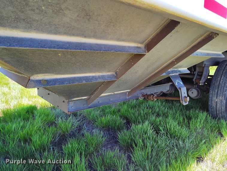 image for item DP4959 2012 Maurer grain trailer