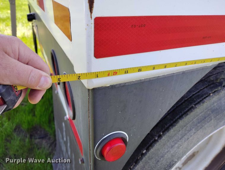 image for item DP4959 2012 Maurer grain trailer